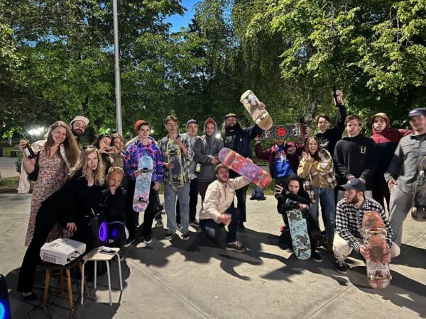 Скейтеры на Go Skateboarding Day 2023 в Костроме