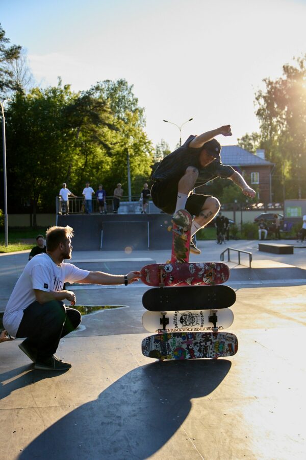 Конкурс прыжков в высоту на Go Skateboarding Day 2026